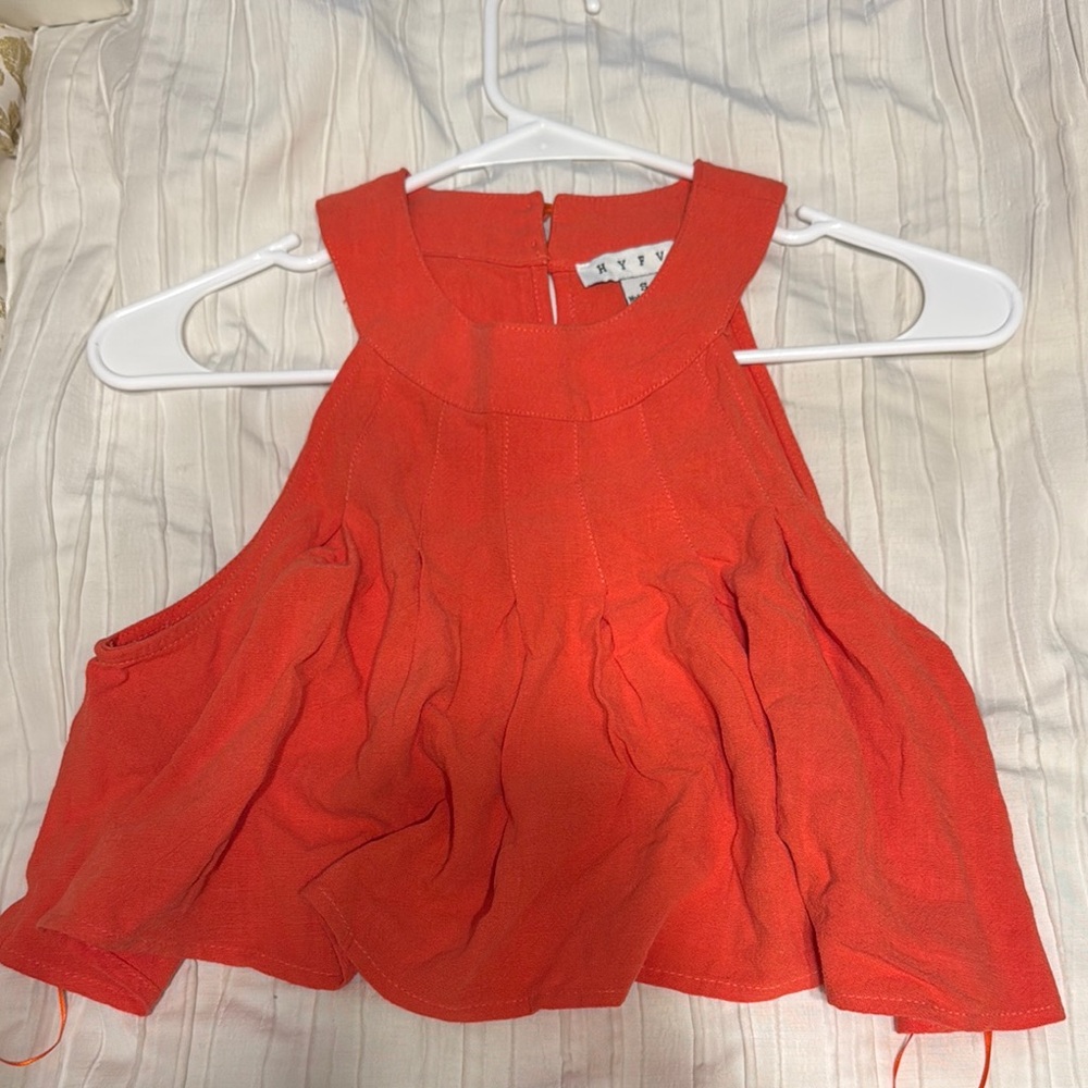 Red Sleeveless Top